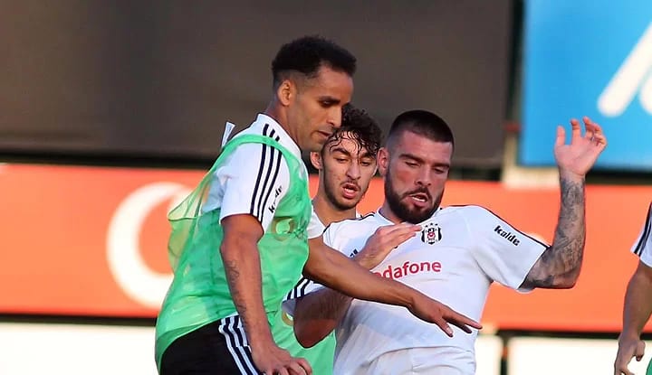 Douglas alkış aldı!