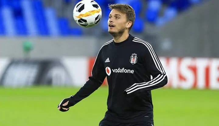 Beşiktaşlı yönetici Ljajic için devreye girdi! İşte o görüşme...
