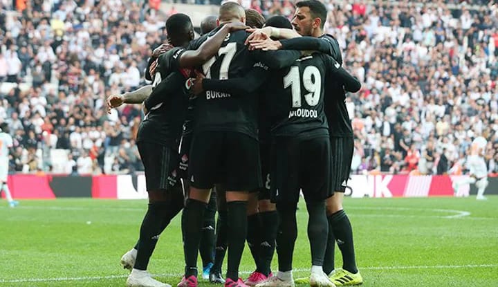 Beşiktaş'ın Erzurumspor karşısındaki ilk 11'i belli oldu!