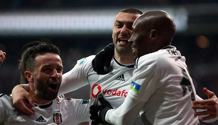 Beşiktaş, Sergen Yalçın yönetiminde yoluna kayıpsız devam etti!