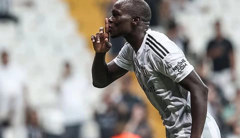 Aboubakar, 25 yıllık rekorun peşinde!