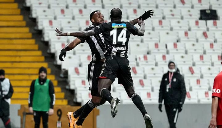 Aboubakar ve Cyle Larin'den 21 yıl sonra gelen ilk!