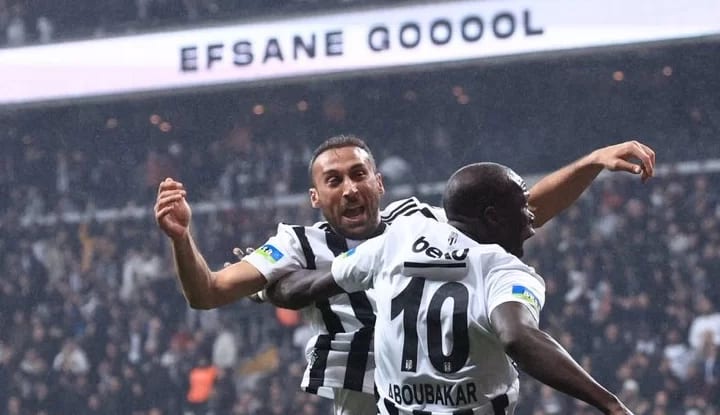 Aboubakar’dan bir ilk daha!