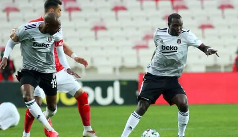 Aboubakar, sakatlığı hakkında konuştu! Bir sakatlığı daha açıkladı!
