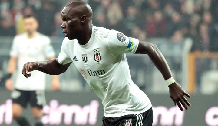 Aboubakar'ın gözü onda!