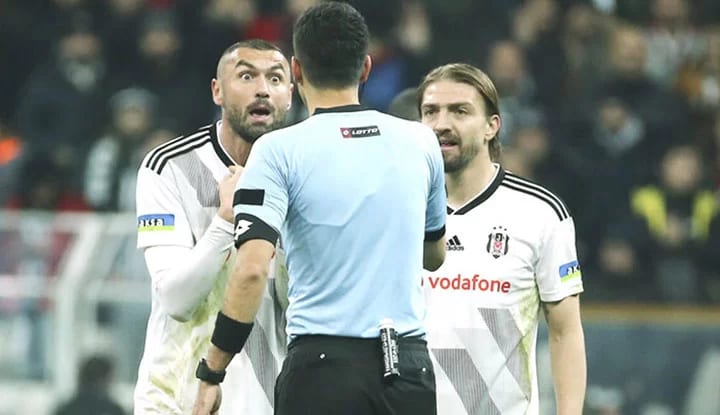 Beşiktaş'ta Burak Yılmaz detayı! Fikret Orman'ın istifa açıklamasından 2 gün sonra...