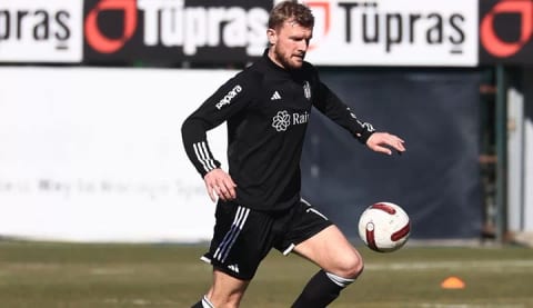 Ada basınından Joe Worrall'a destek!