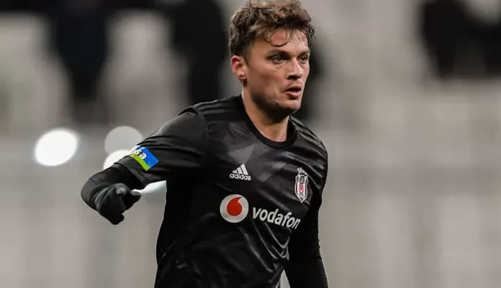 Adem Ljajic'e bir şok daha