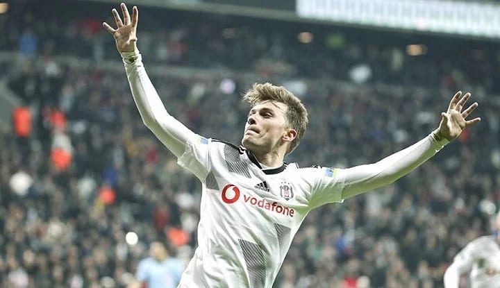 Adem Ljajic'in yeni takımı belli oluyor!