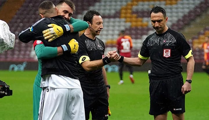 Muslera'dan Burak Yılmaz itirafı