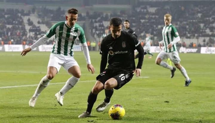 "Ah Oğuzhan ah! Sen 5 dakika oynayacak futbolcu musun?"