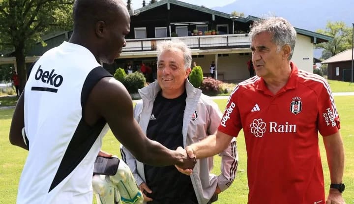 Ahmet Nur Çebi'den transfer açıklaması!