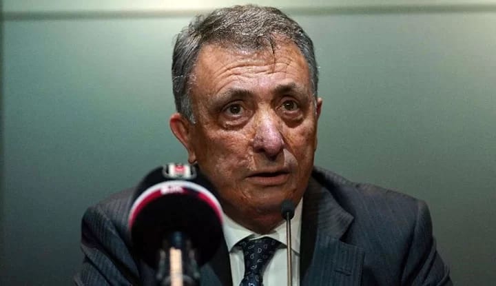 Ahmet Nur Çebi'ye Köyiçi'nde büyük sevgi gösterisi