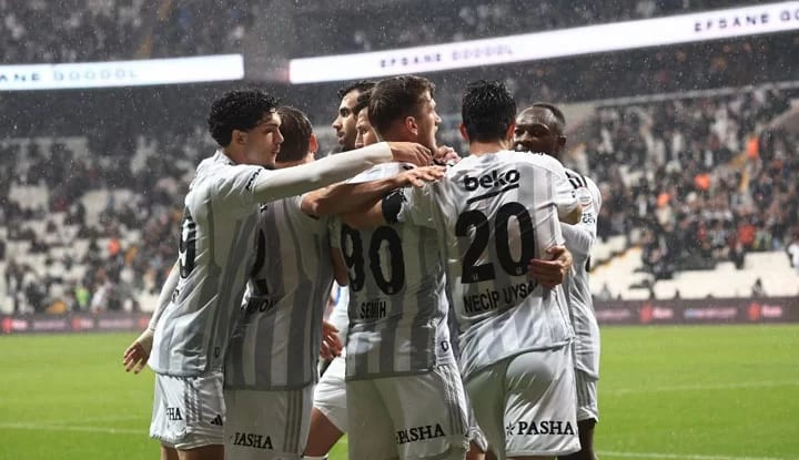 Ajax'ın hedefi Beşiktaş'ın yıldızı!