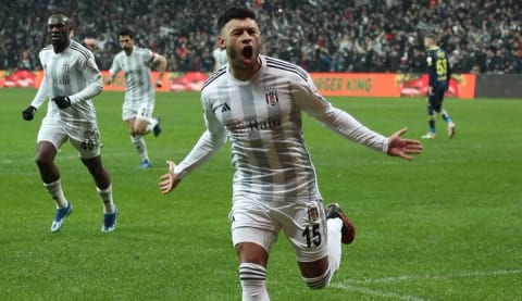 Alex Oxlade-Chamberlain tarihe geçti!