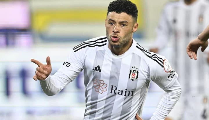 Alex Oxlade-Chamberlain'e Premier Lig'den talip!
