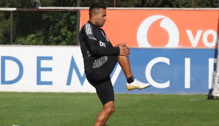 Alex Teixeira'da son durum
