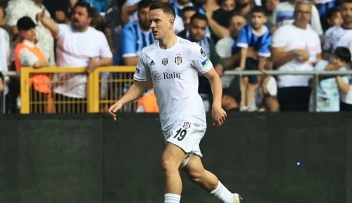 Amir Hadziahmetovic dikkatleri üzerine çekiyor!