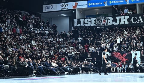 Anadolu Efes'i deviren Beşiktaş, Dörtlü Final'de!