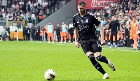 Ante Rebic, Beşiktaş'tan gitmek istemiyor!