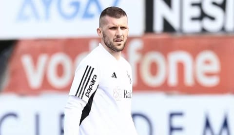 Ante Rebic'in yeni adresi belli oldu!