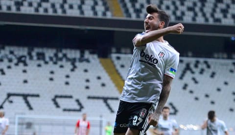 Atakan Üner'den Sergen Yalçın'a mesaj!