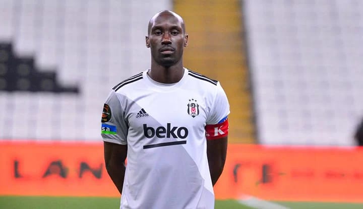 Atiba'dan sürpriz emeklilik açıklaması!