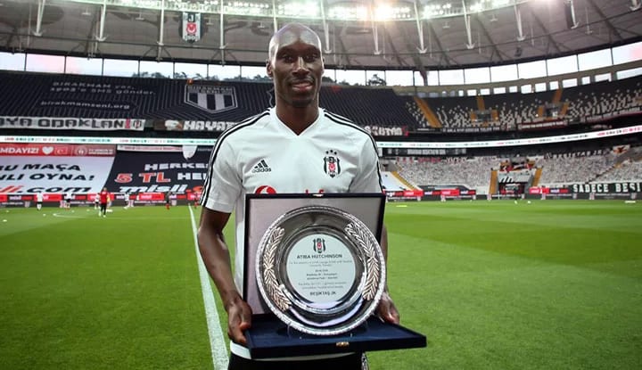Atiba'ya sürpriz davet! "Bodrum'a gel, orada konuşuruz"