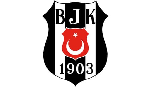 Beşiktaş'ta Başakşehir maçı için stopere iki formül!