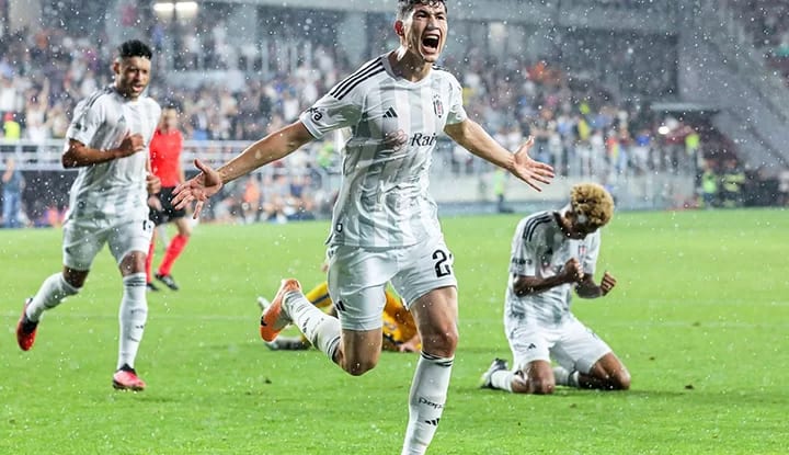 Bakhtiyor Zaynutdinov: "Hoca kalmamı istedi!"