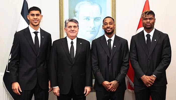 Başkan Serdal Adalı, Yeni Transferlerle Bir Araya Geldi