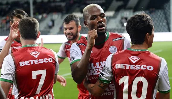 Zulte Waregem'in flaş Larin planı ortaya çıktı!