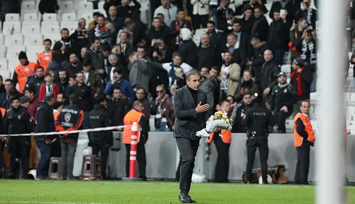 Beşiktaş'ta flaş Atiba kararı!