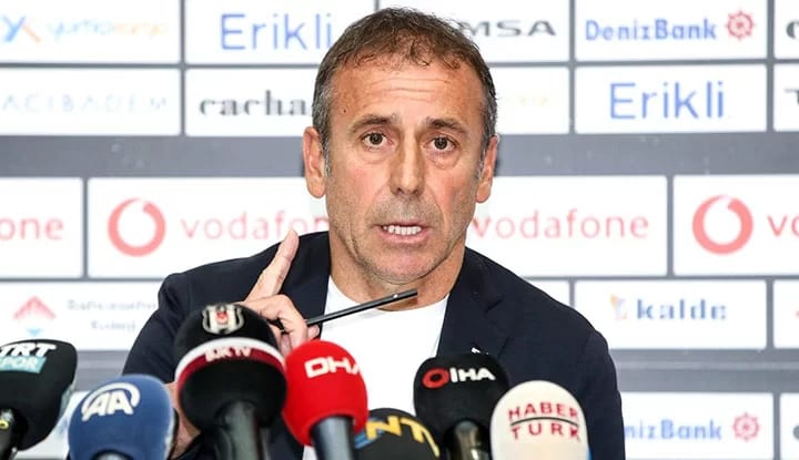 Beşiktaş'ta Abdullah Avcı, istifa edecek mi? İşte kararı...