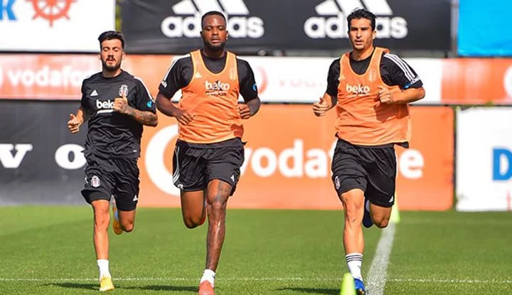 Beşiktaş, 10 eksikle çalışmalara başladı