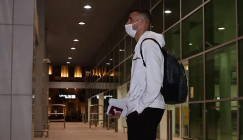 Beşiktaş, 3 ismi ambulans uçakla İstanbul'a getirdi!