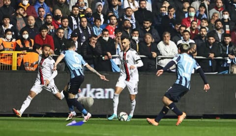 Beşiktaş, Adana'dan beraberlikle dönüyor