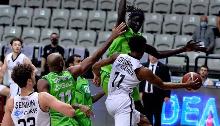 Beşiktaş, Akatlar'da Tofaş'ı mağlup etti!