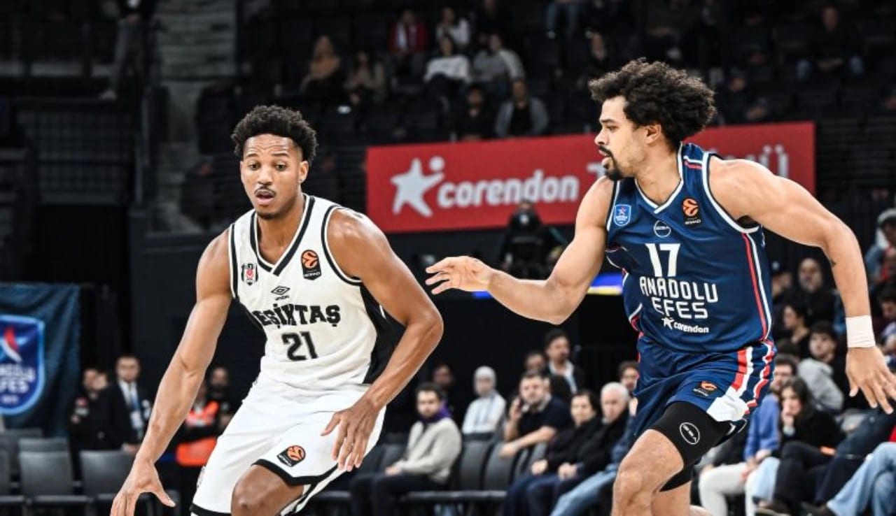 Beşiktaş, Anadolu Efes deplasmanında mağlup!