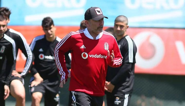 Beşiktaş antrenmanında espri konusu oldu!