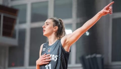 Beşiktaş BOA, Elif Bayram'ın sözleşmesini uzattı!