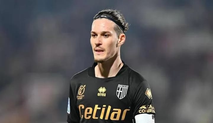Beşiktaş, Dennis Man'ı gündemine aldı!