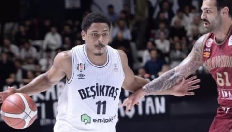 Beşiktaş Emlakjet derbide mağlup!