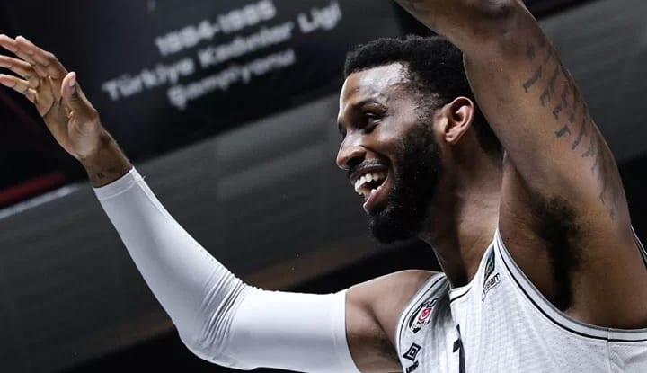Beşiktaş Emlakjet'de flaş ayrılık!