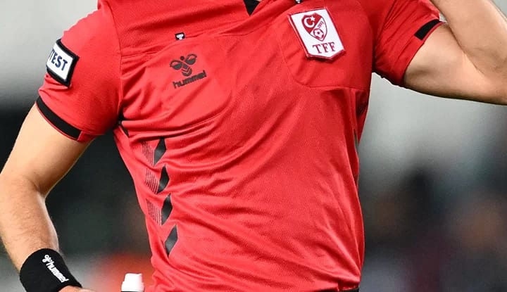 Beşiktaş-Fenerbahçe derbisinin hakemi belli oldu!