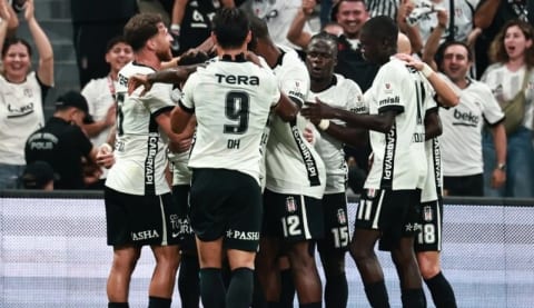 Beşiktaş Fransa'da manşetlerde! Trossard ve Vlahovic korkusu