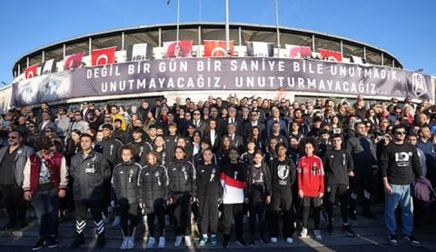 Beşiktaş, Gazi Mustafa Kemal Atatürk'ü andı!