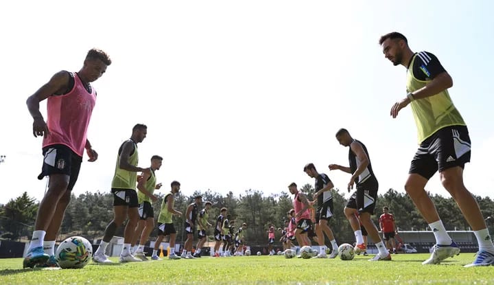 Beşiktaş günü çift idmanla tamamladı!