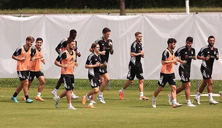 Beşiktaş, hazırlık maçı öncesi antrenmanını yaptı!