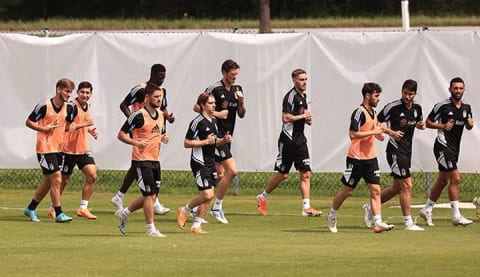 Beşiktaş, hazırlık maçı öncesi antrenmanını yaptı!